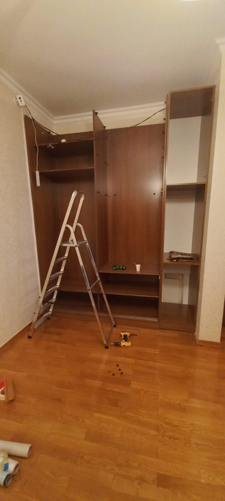 розбирання та пересування важкої шафи купе київ српм